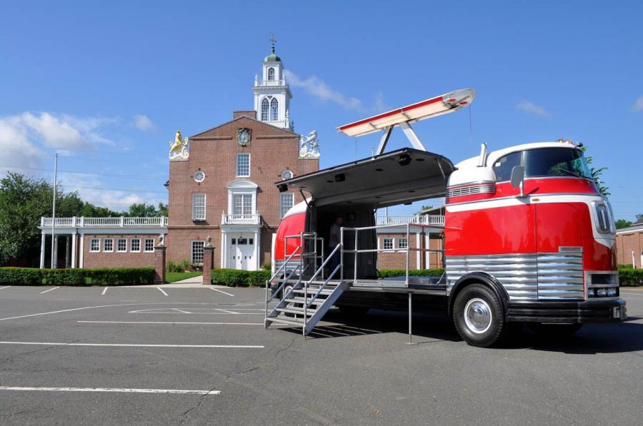  GM Futurliner 1940 года  (фото 38 из 66)
